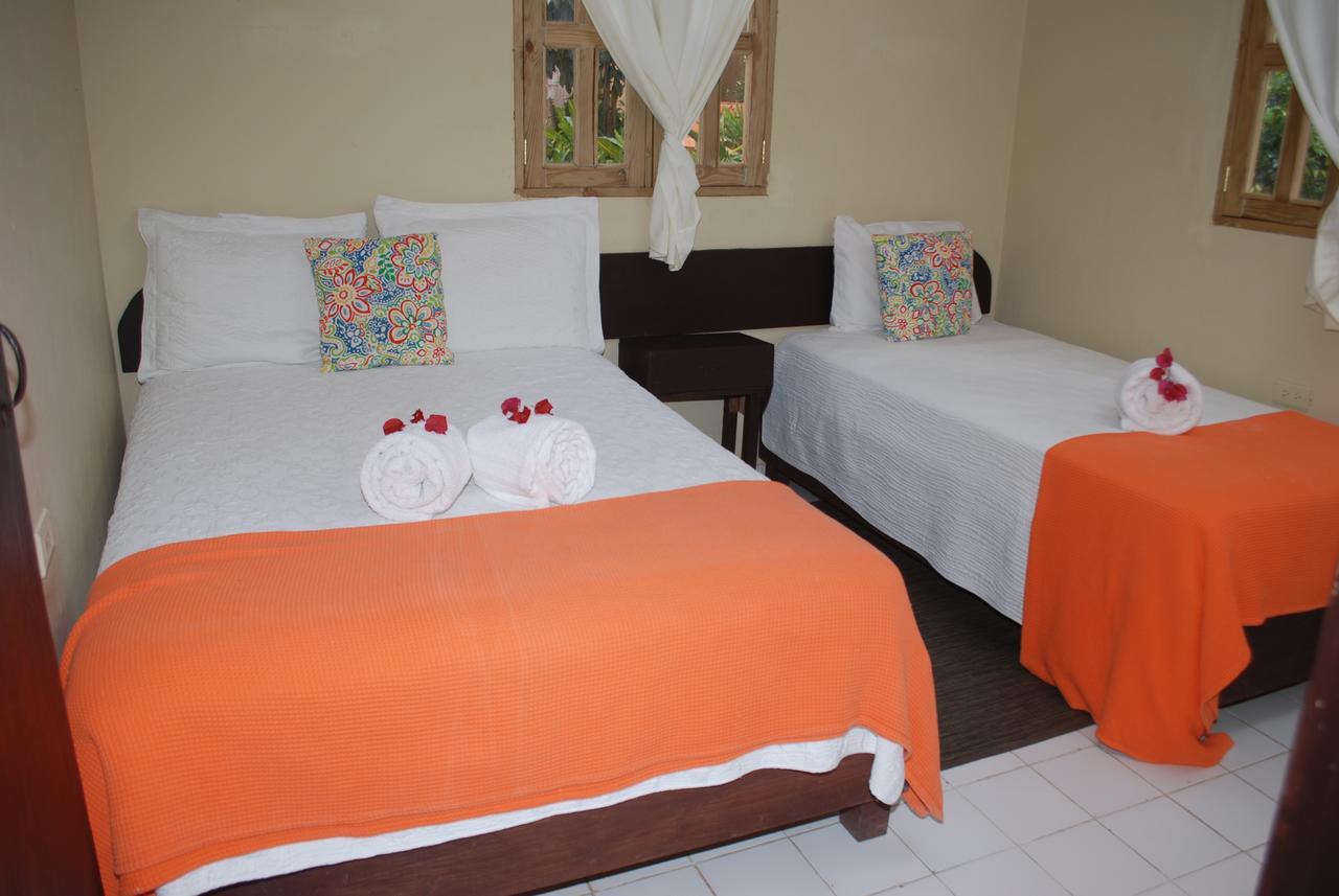 Hotel Rancho Constanza & Cabanas De La Montana Eksteriør billede