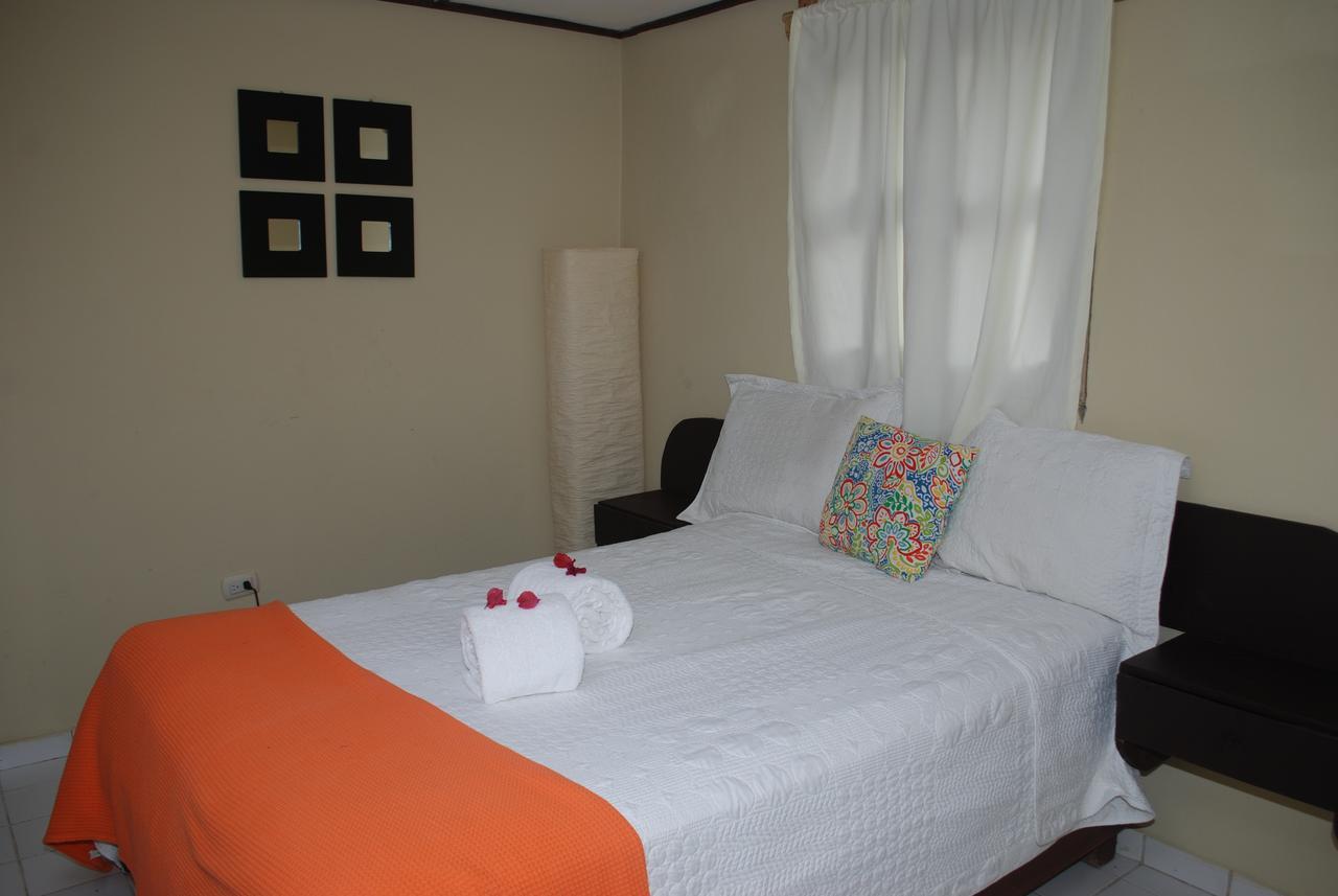 Hotel Rancho Constanza & Cabanas De La Montana Eksteriør billede