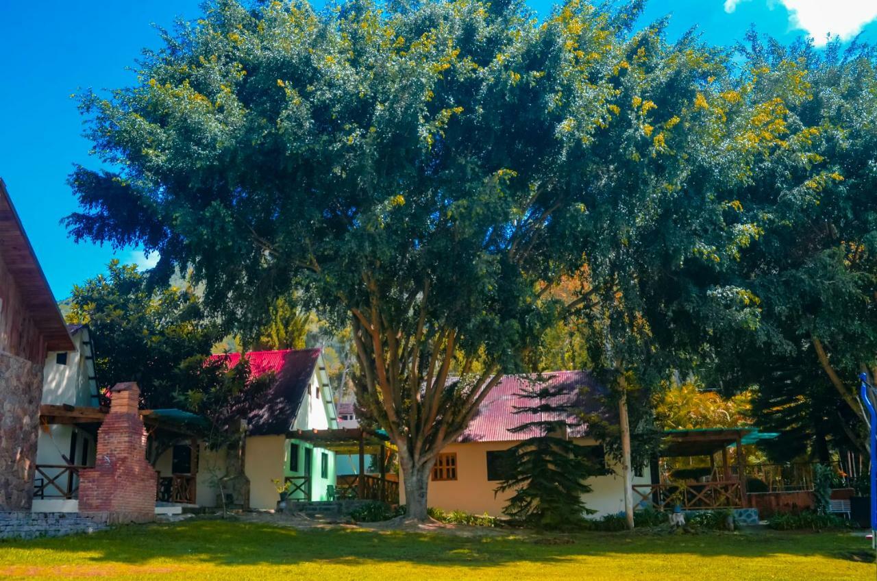 Hotel Rancho Constanza & Cabanas De La Montana Eksteriør billede